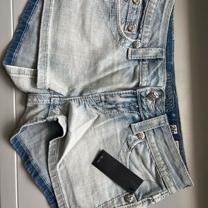 Miss Me Shorts size 26 new with tags